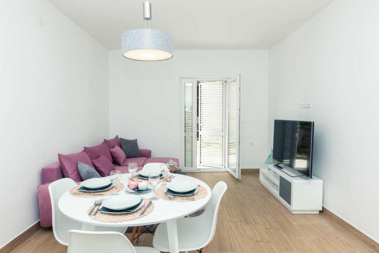 Luxury Apartment Angel สปลิท ภายนอก รูปภาพ