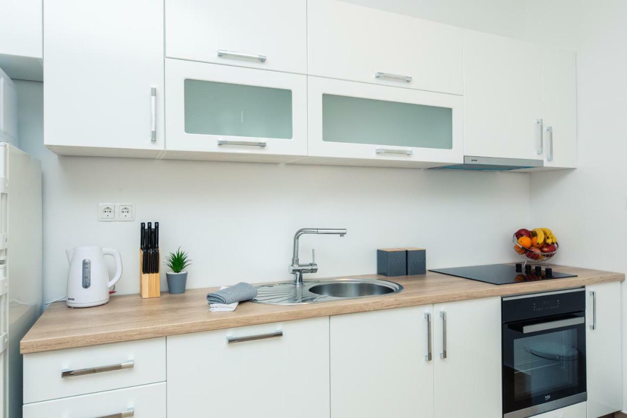 Luxury Apartment Angel สปลิท ภายนอก รูปภาพ